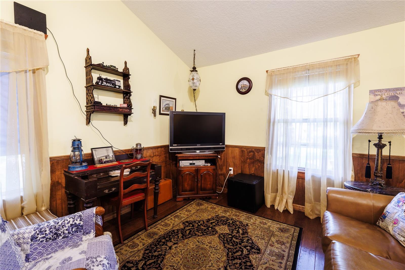 215 E FRENCH AVE, ORANGE CITY, FL, 32763