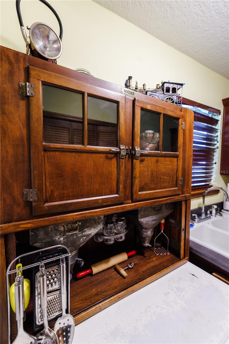 215 E FRENCH AVE, ORANGE CITY, FL, 32763