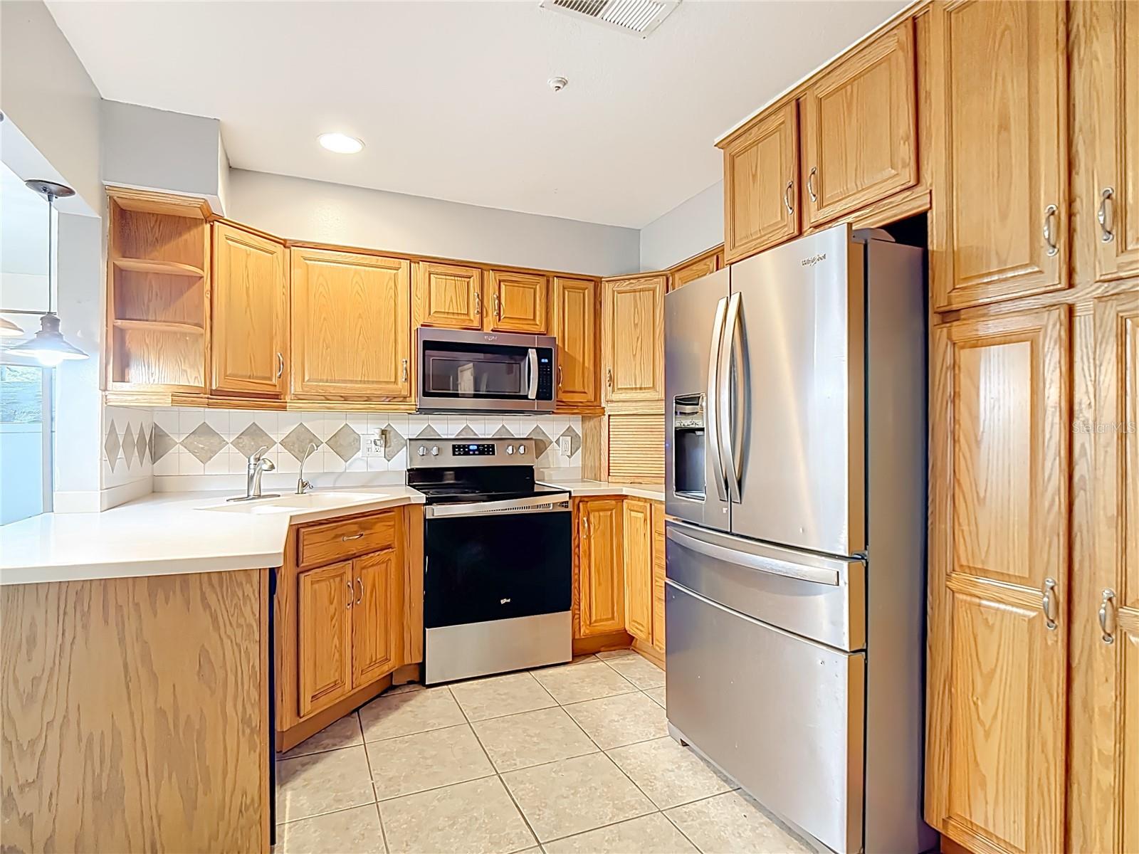 1915 SYLVESTER RD, LAKELAND, FL, 33803