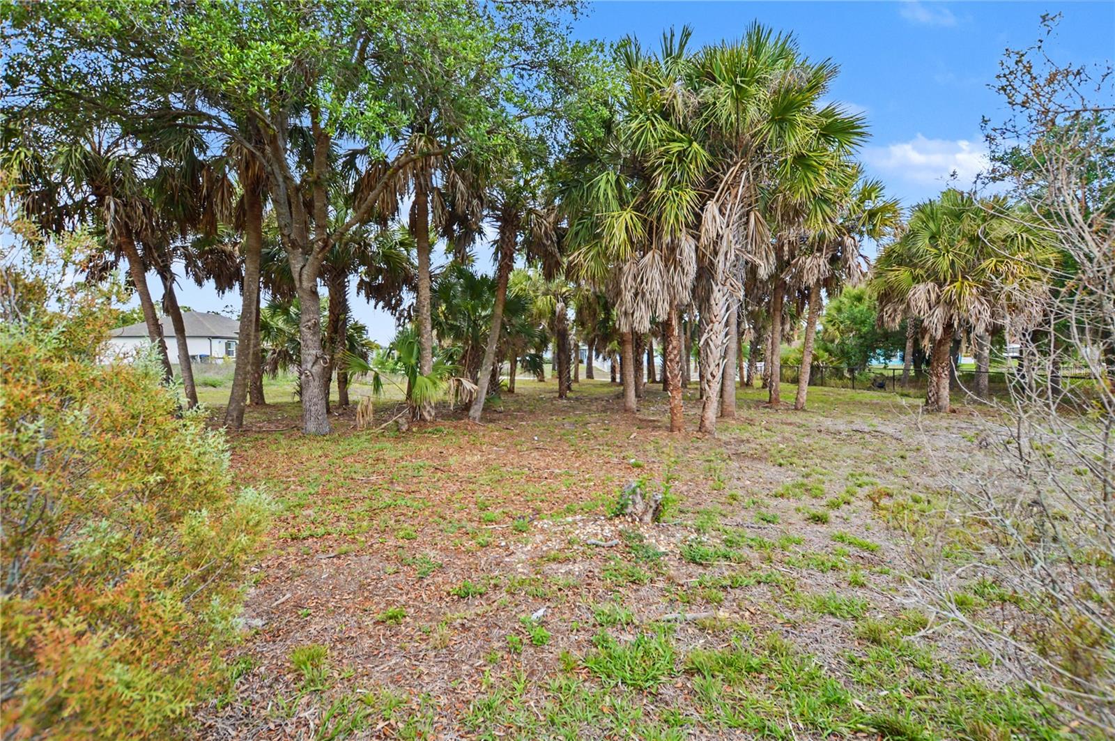 2324 W PRICE BLVD, NORTH PORT, FL, 34286