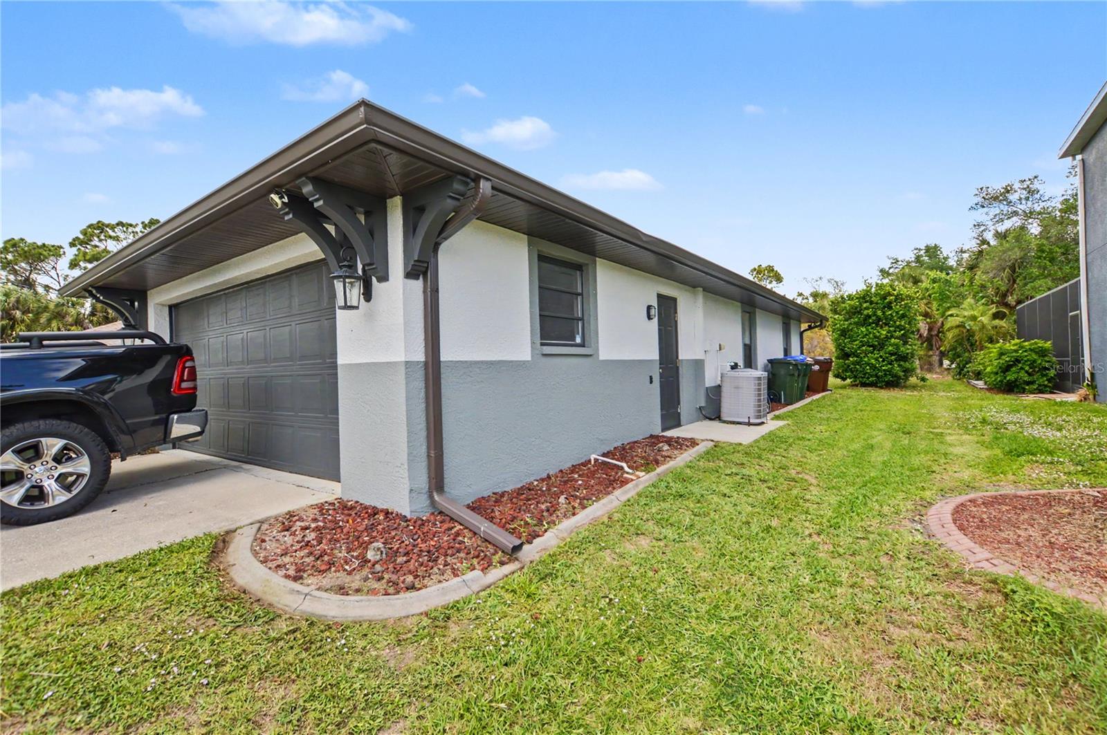 2324 W PRICE BLVD, NORTH PORT, FL, 34286