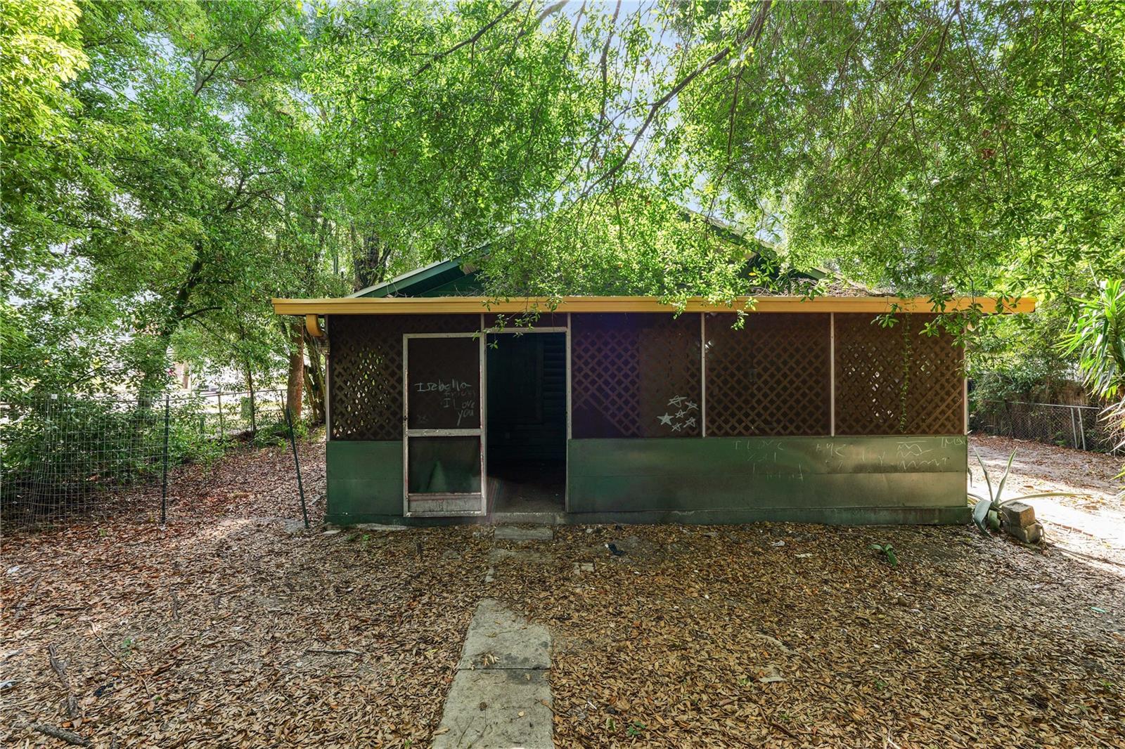 8316 N 12TH ST, TAMPA, FL, 33604