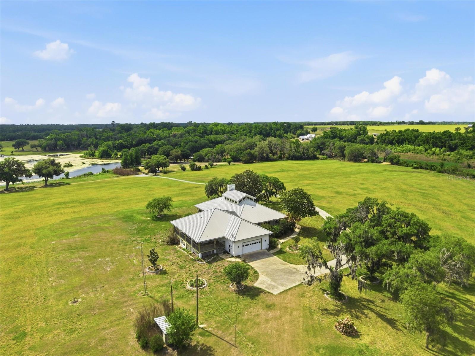 18610 TOWNSEND HOUSE RD, DADE CITY, FL, 33523