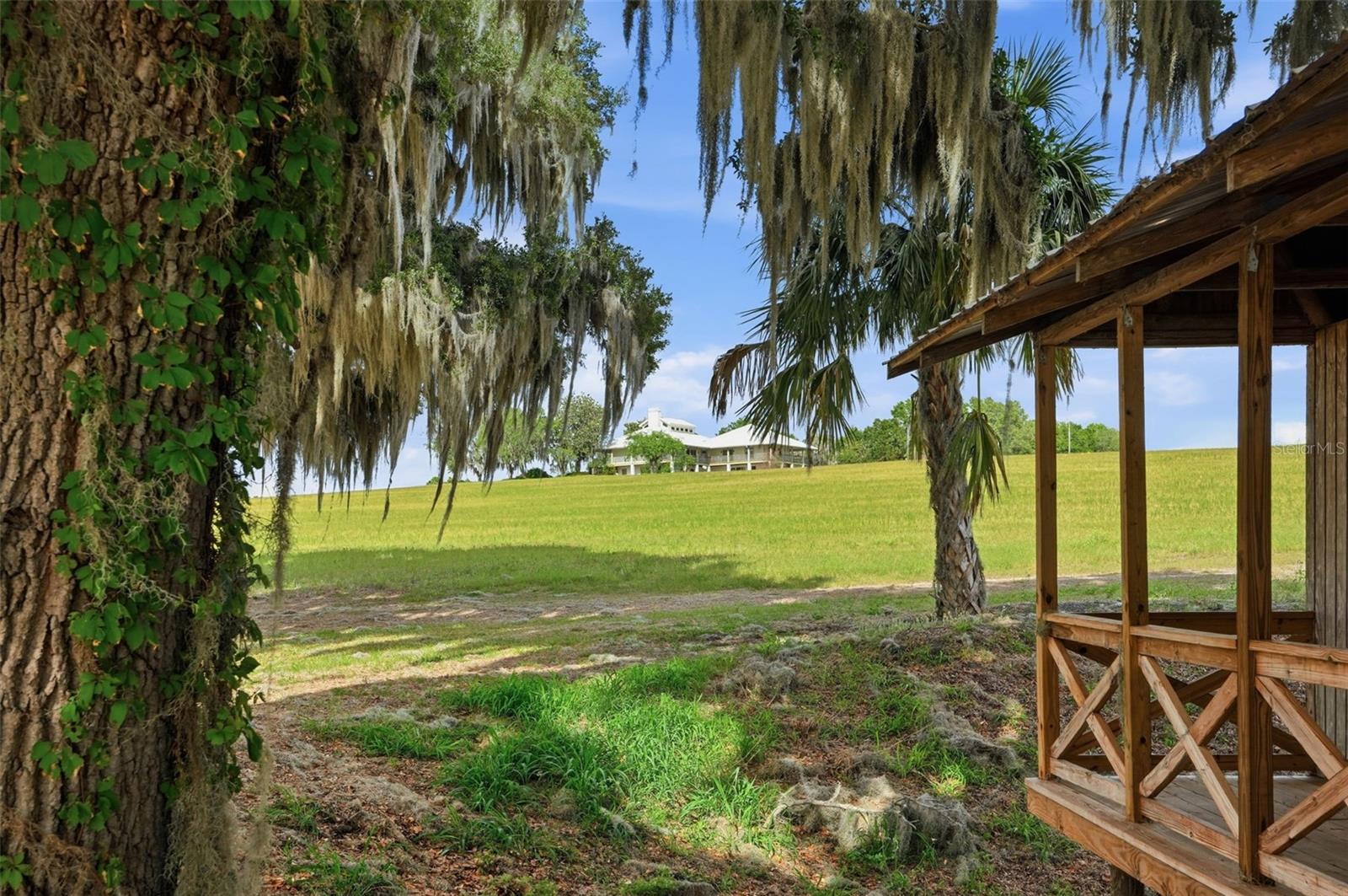 18610 TOWNSEND HOUSE RD, DADE CITY, FL, 33523