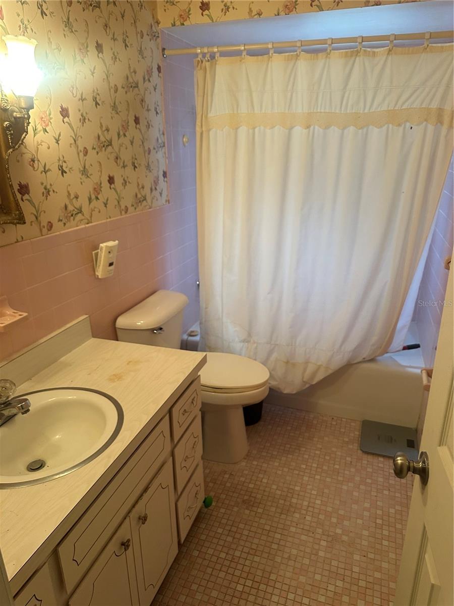 1825 NORMANDY DR, MOUNT DORA, FL, 32757