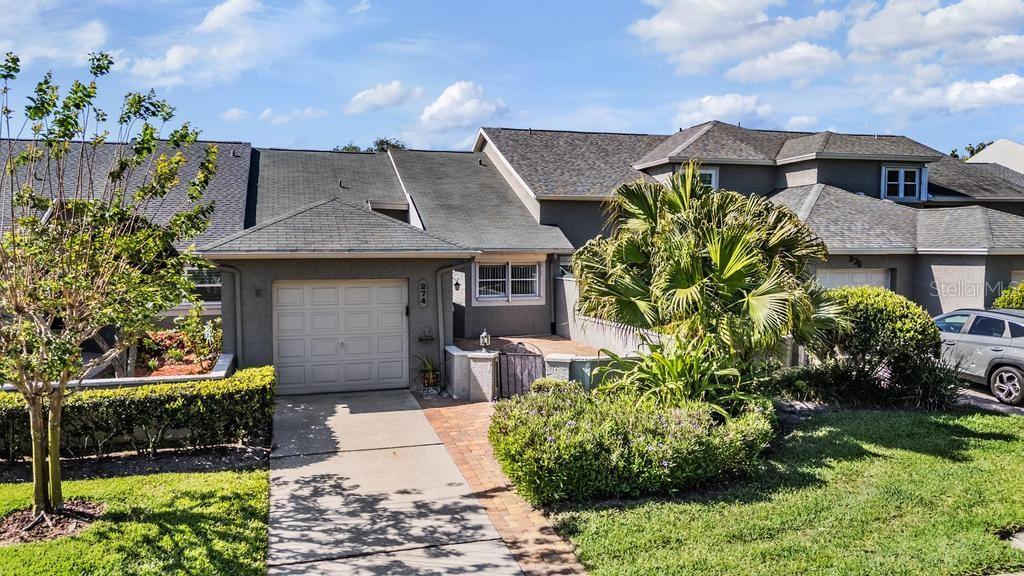 274 Buckingham Place