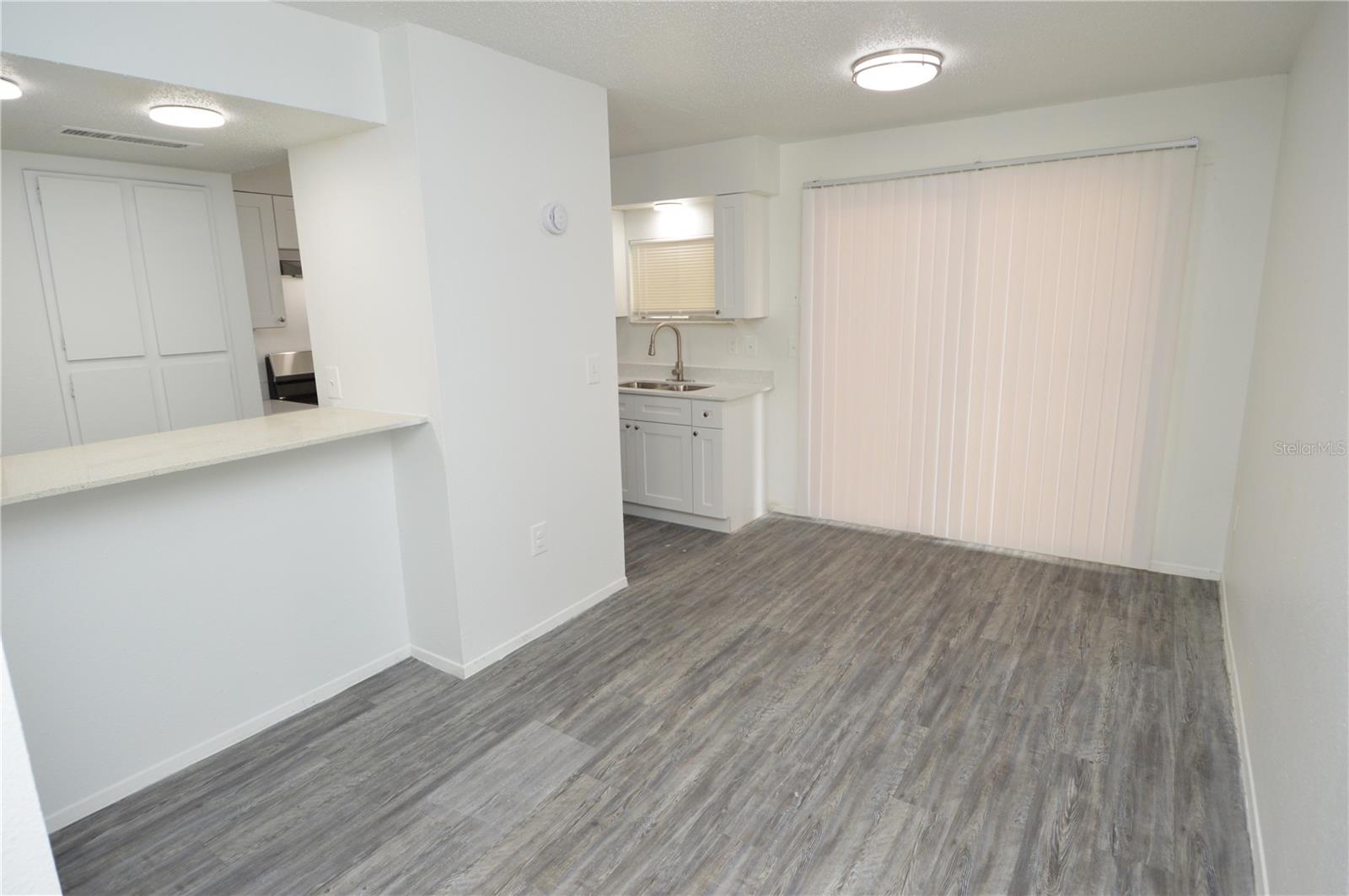 5004 CASTILE PL #463, TAMPA, FL, 33617