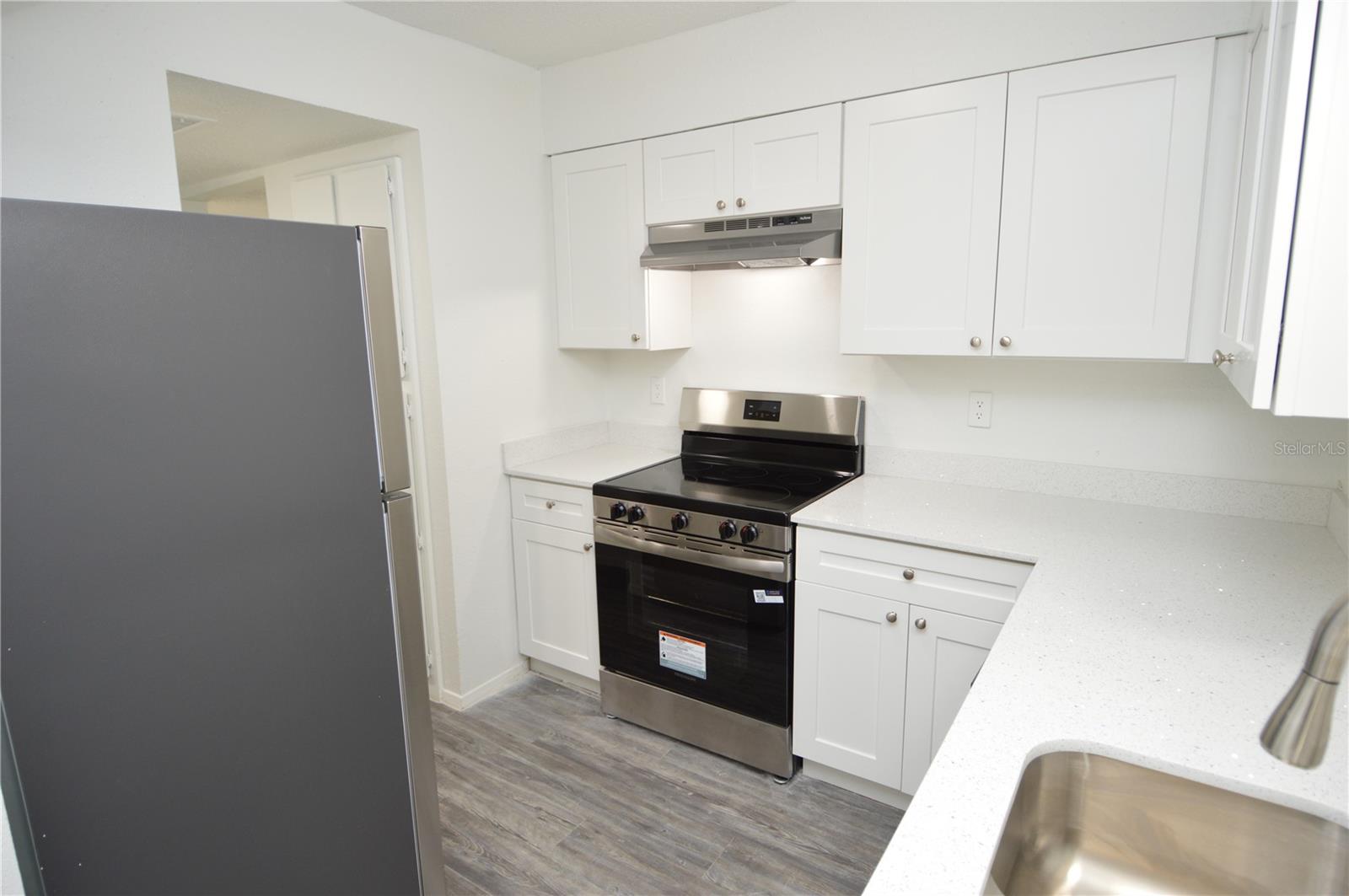 5004 CASTILE PL #463, TAMPA, FL, 33617