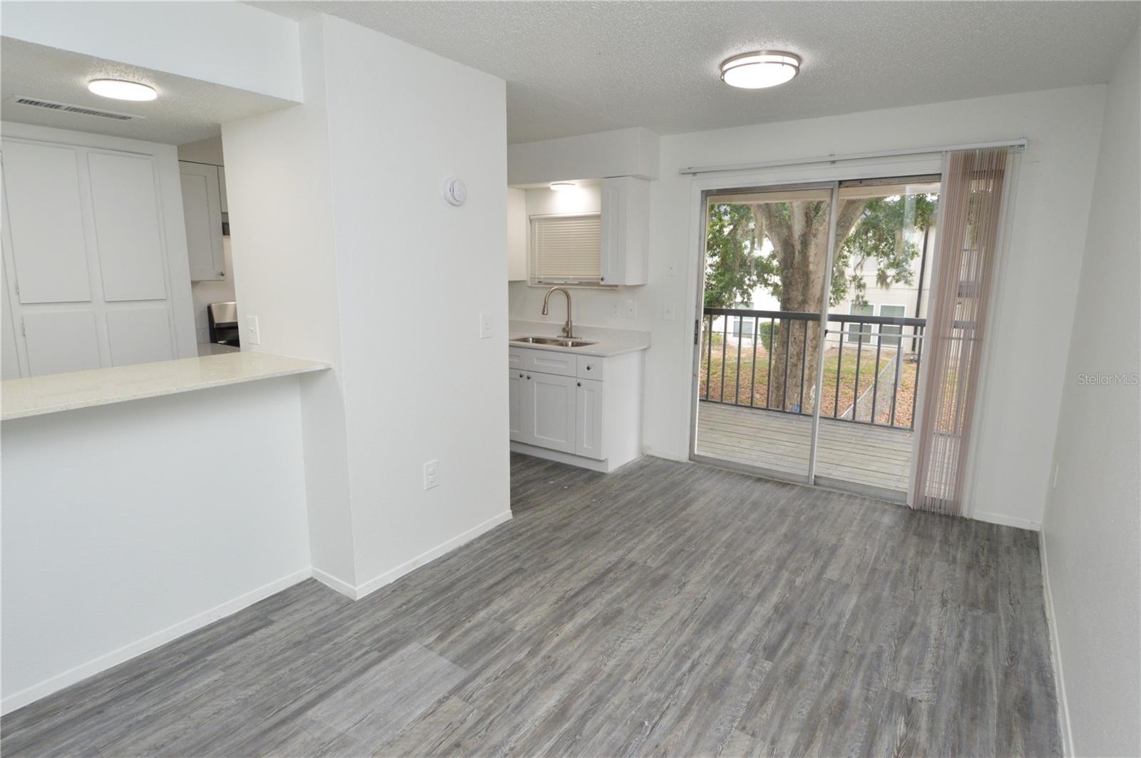 5004 CASTILE PL #463, TAMPA, FL, 33617