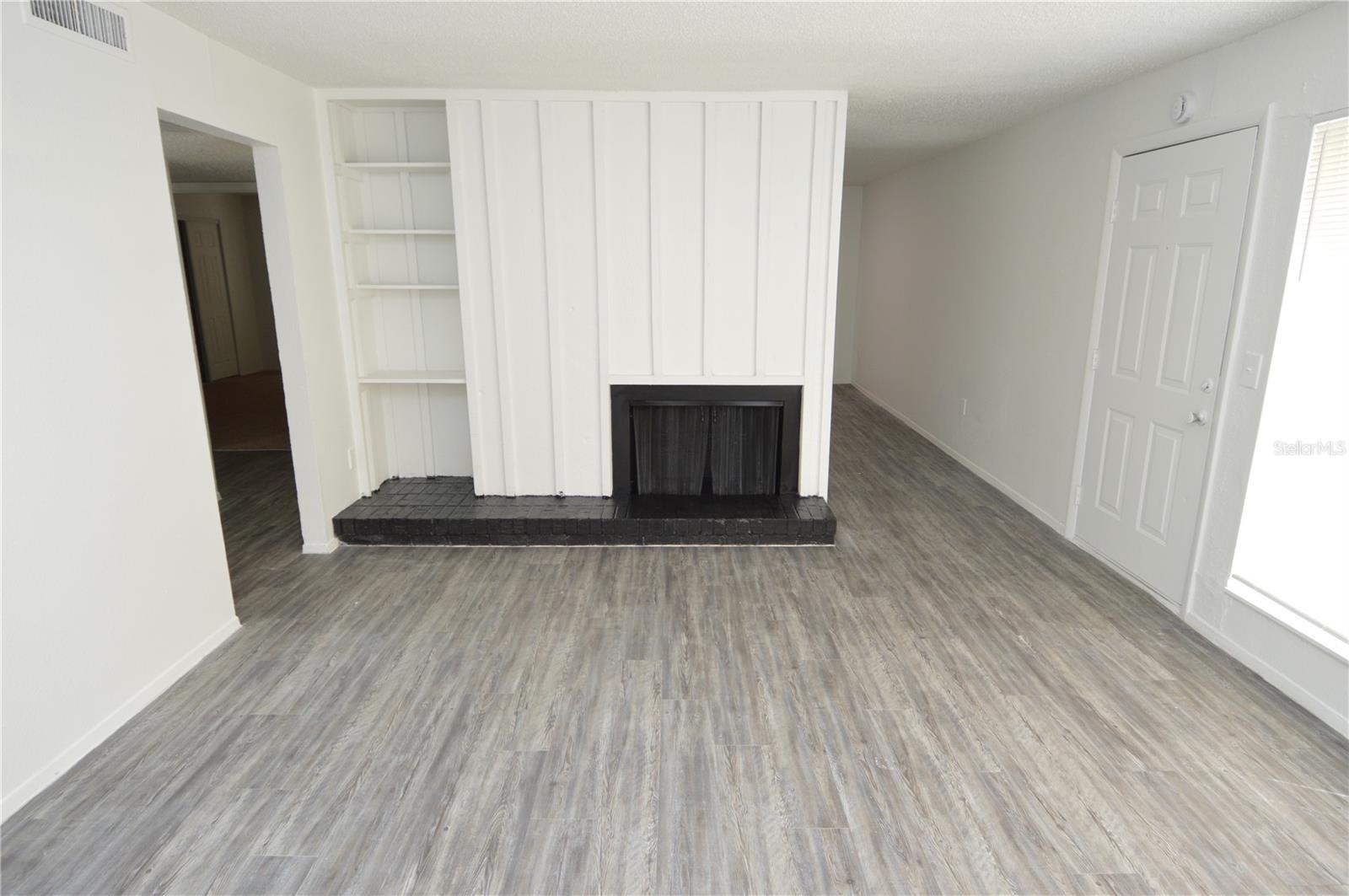 5004 CASTILE PL #463, TAMPA, FL, 33617