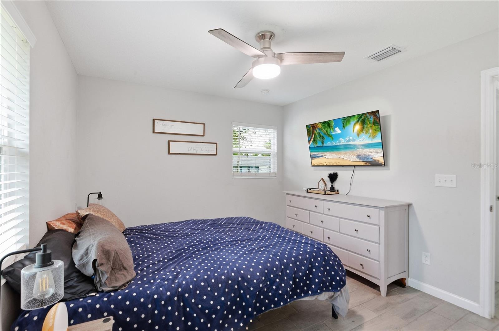 3715 TRIANON DR, ORLANDO, FL, 32818