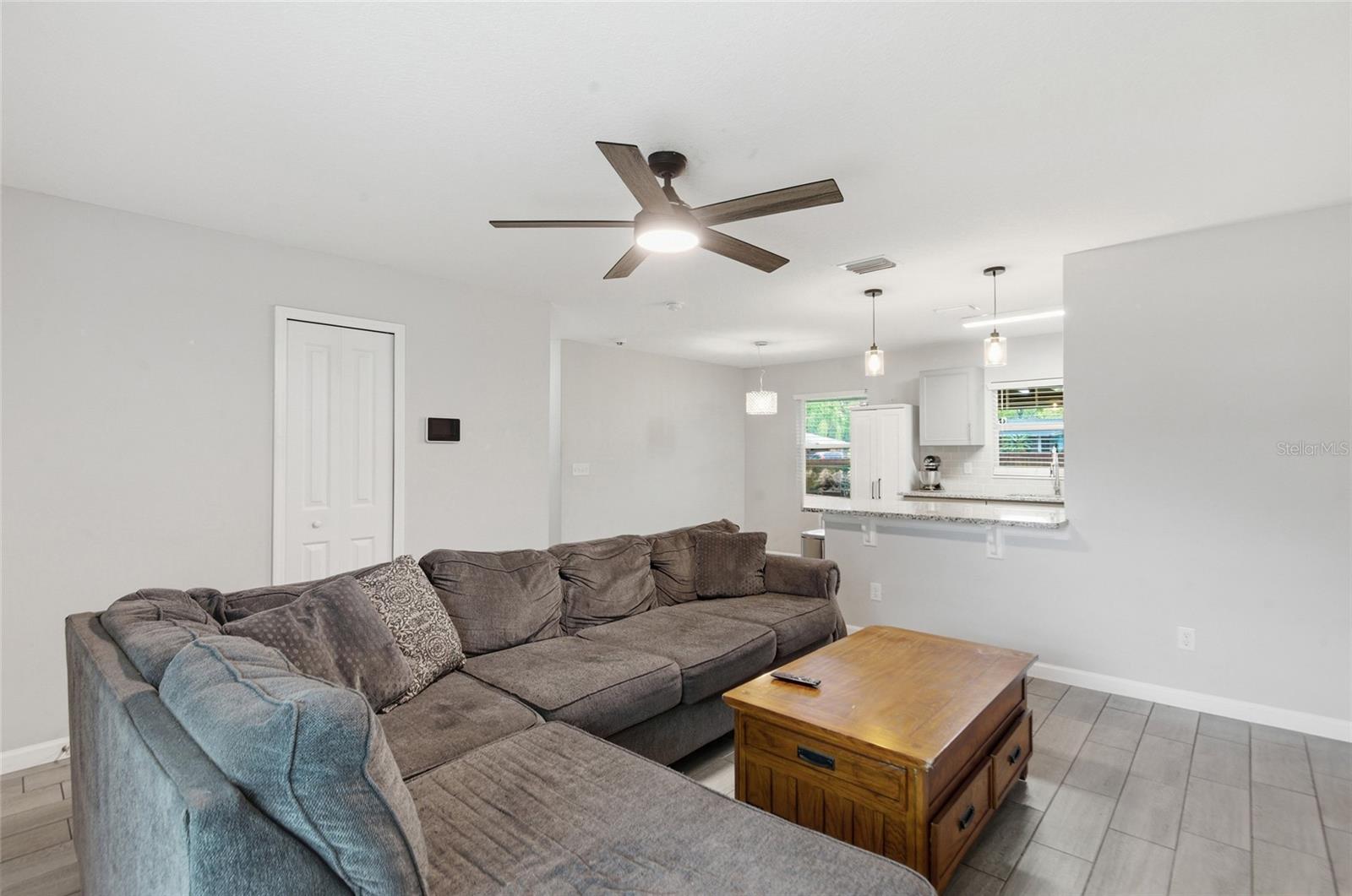 3715 TRIANON DR, ORLANDO, FL, 32818