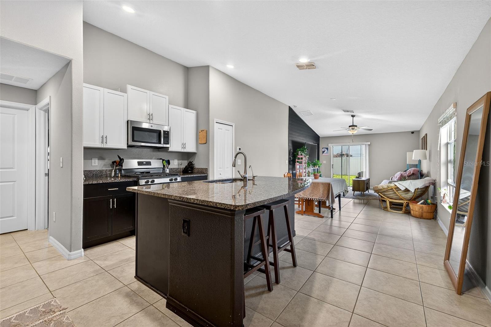 9324 LEMON DROP LOOP, SUN CITY CENTER, FL, 33573