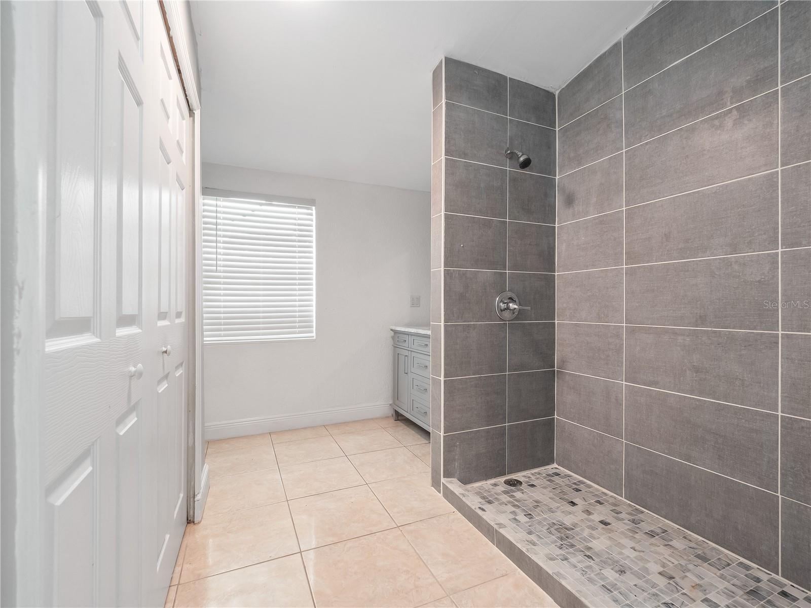 970 ROBERTS BLVD, DELTONA, FL, 32725