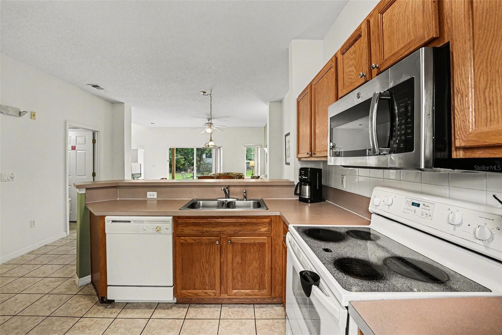 1075 PARK RIDGE CIR, KISSIMMEE, FL, 34746