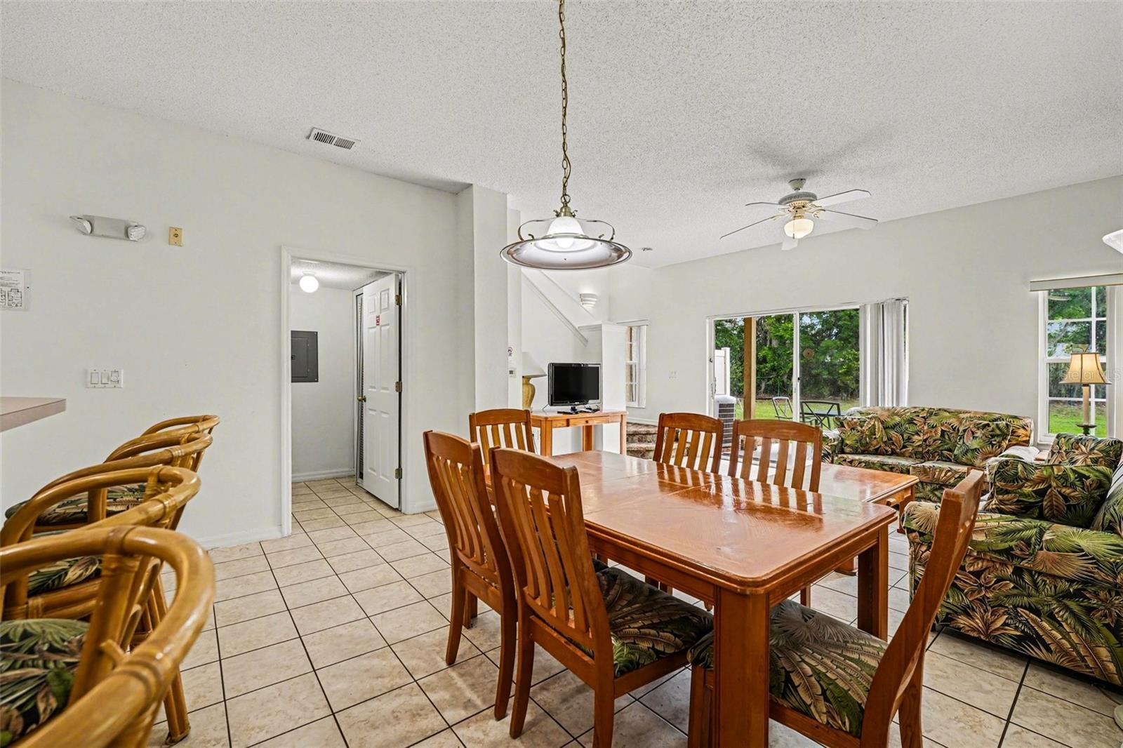 1075 PARK RIDGE CIR, KISSIMMEE, FL, 34746