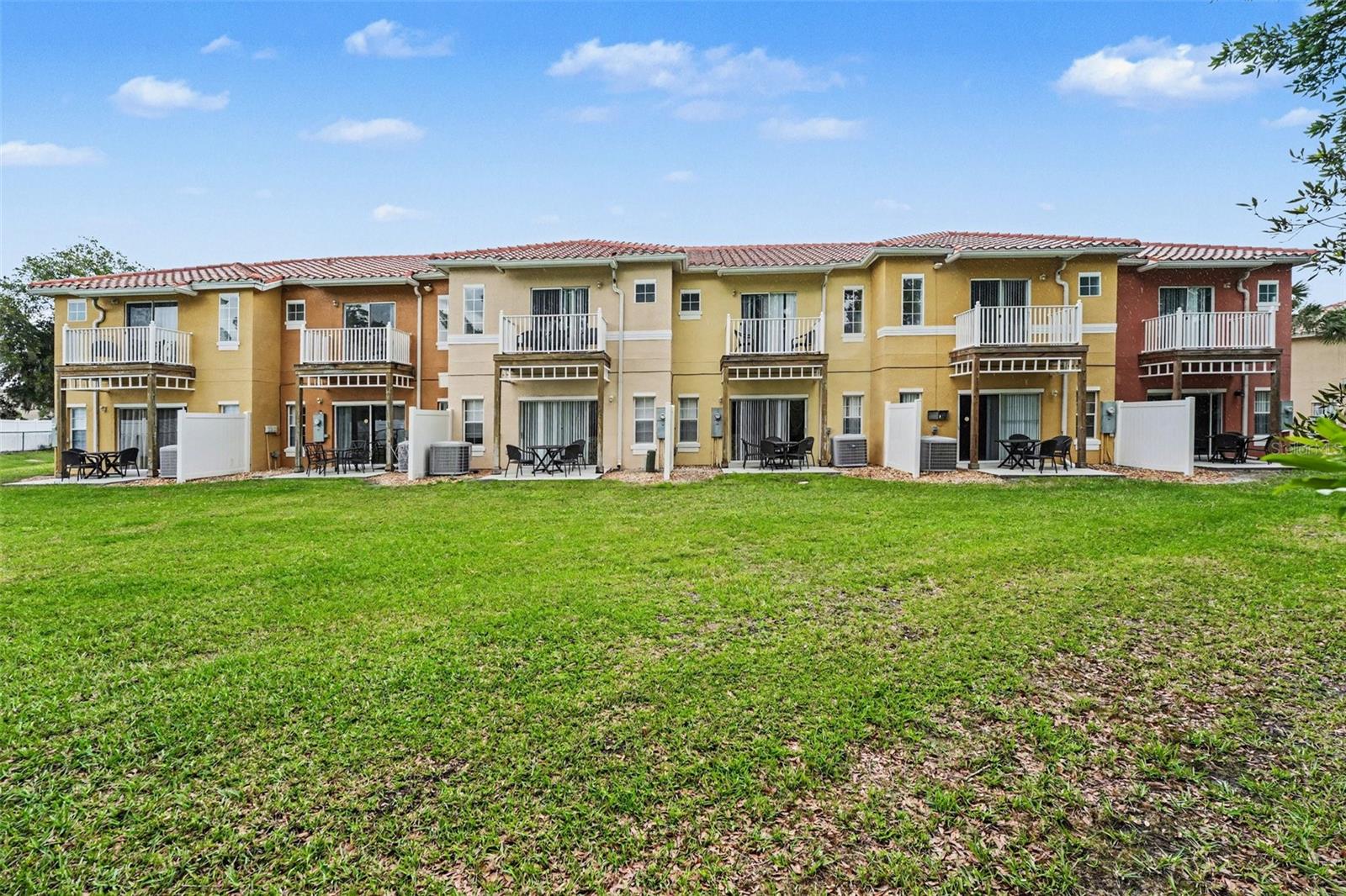1075 PARK RIDGE CIR, KISSIMMEE, FL, 34746