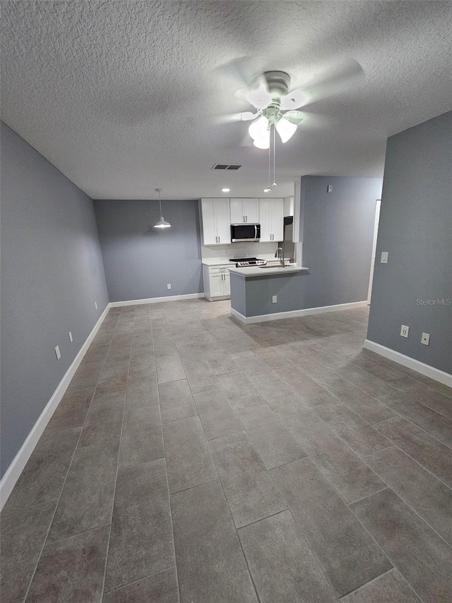 2533 GRASSY POINT DR #203, LAKE MARY, FL, 32746