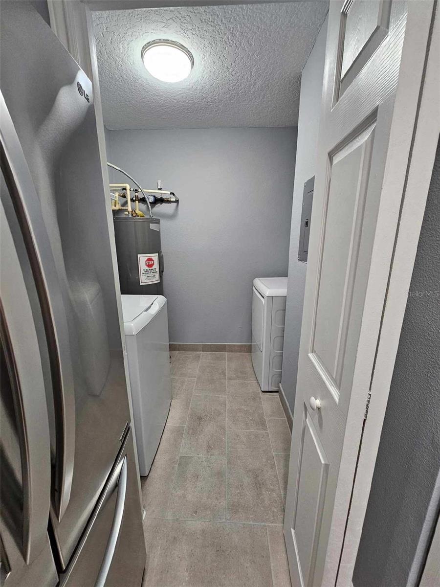2533 GRASSY POINT DR #203, LAKE MARY, FL, 32746