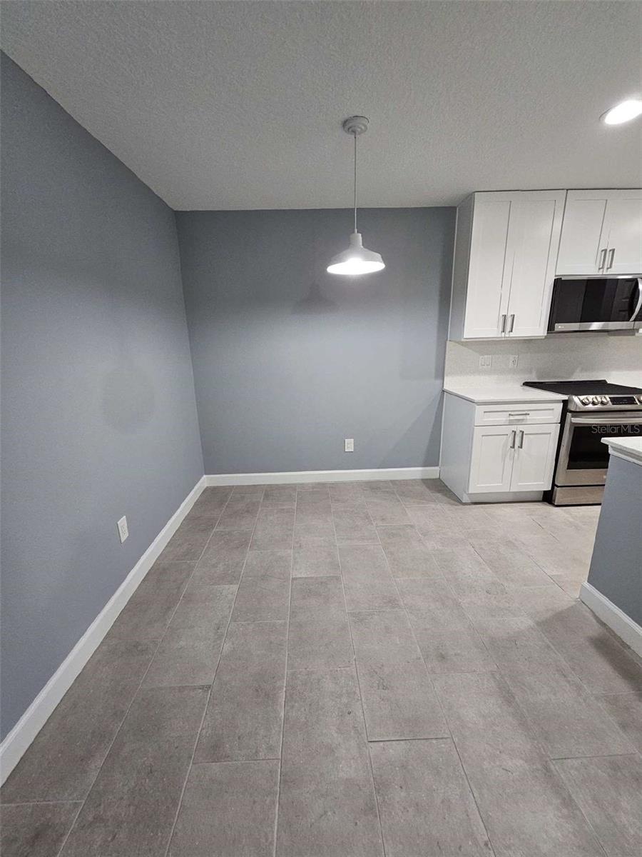 2533 GRASSY POINT DR #203, LAKE MARY, FL, 32746