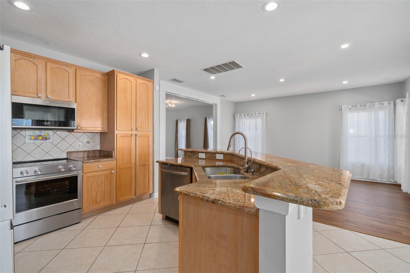 1555 HARRIER DRIVE, ORLANDO, FL, 32837