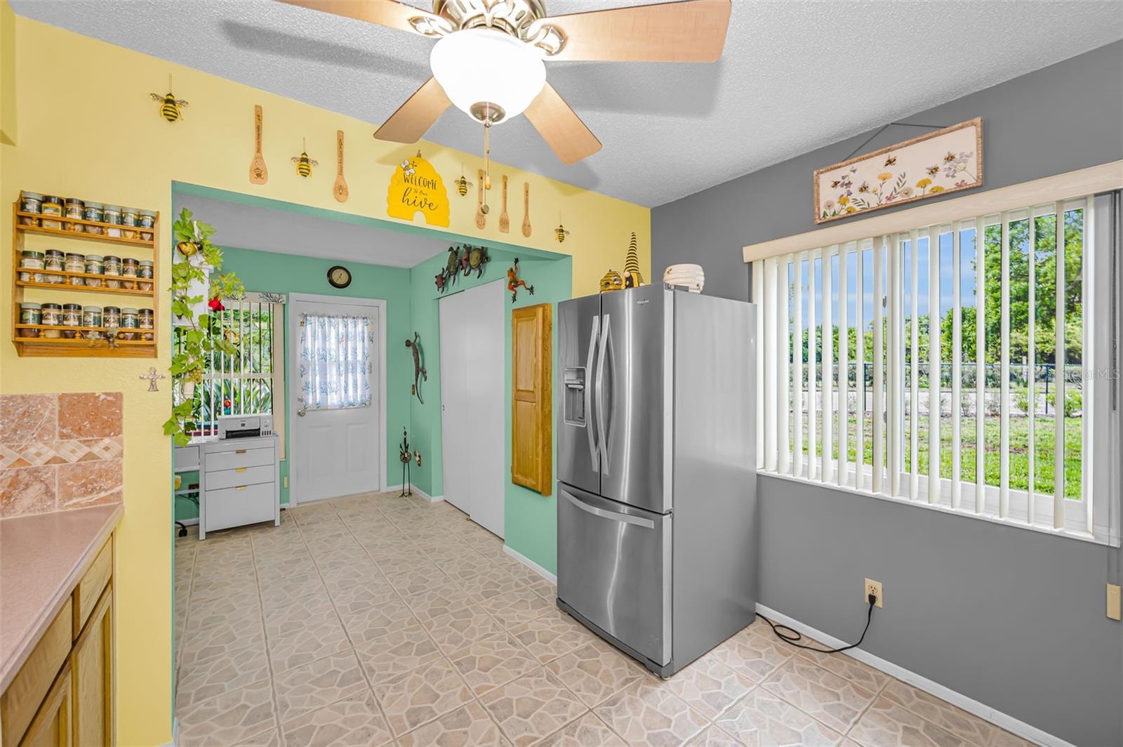 BRIGHT KITCHEN, ROOM FOR A LITTLE BISTRO TABLE