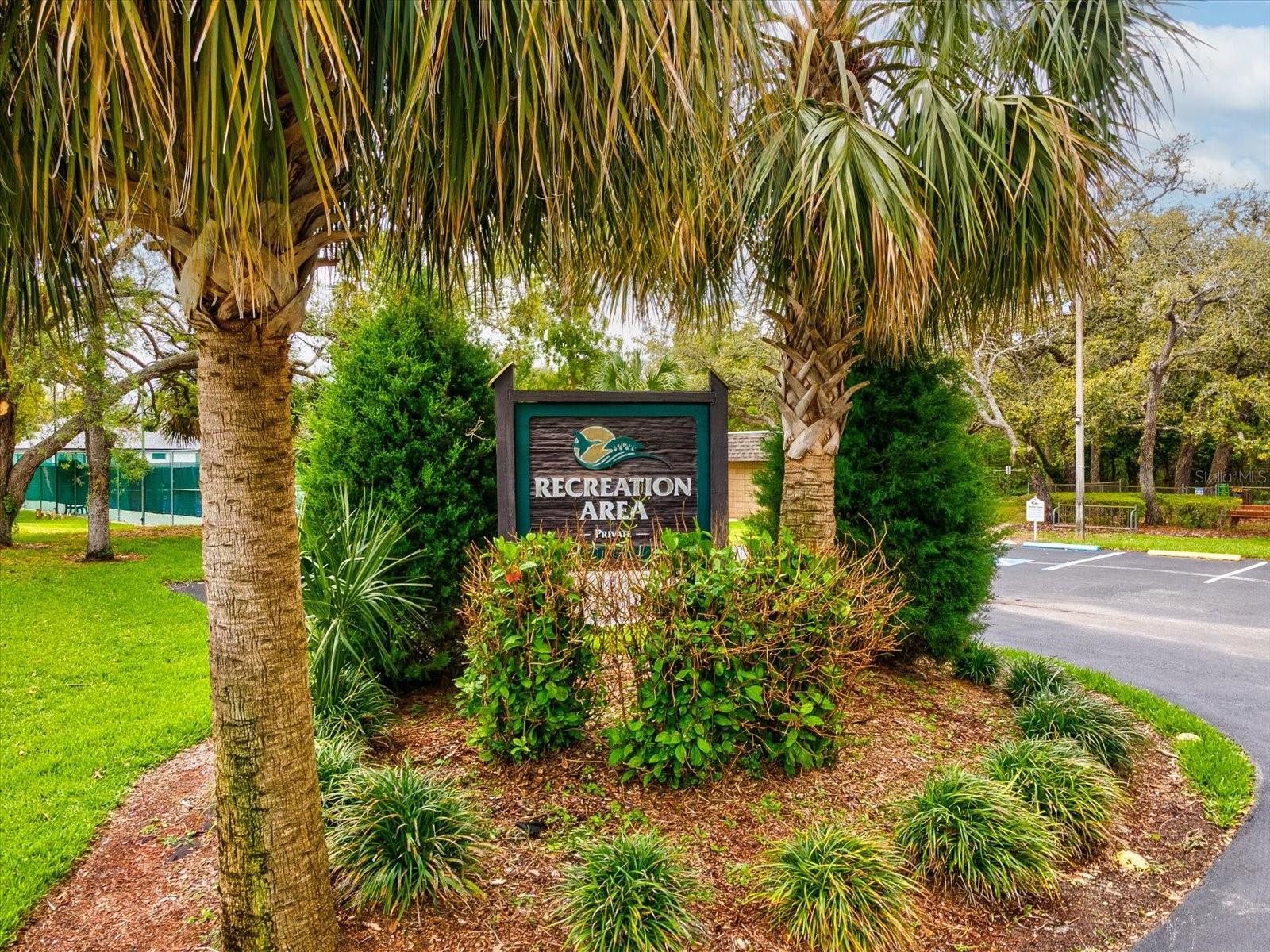 18602 WINDING OAKS BLVD, HUDSON, FL, 34667