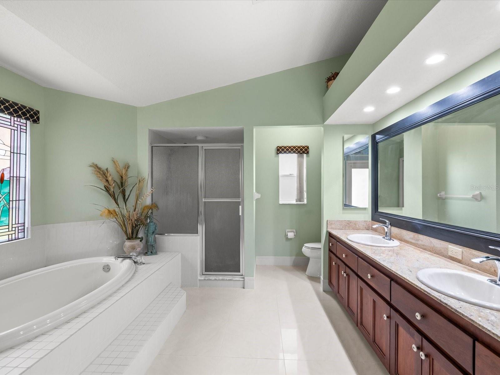 18602 WINDING OAKS BLVD, HUDSON, FL, 34667