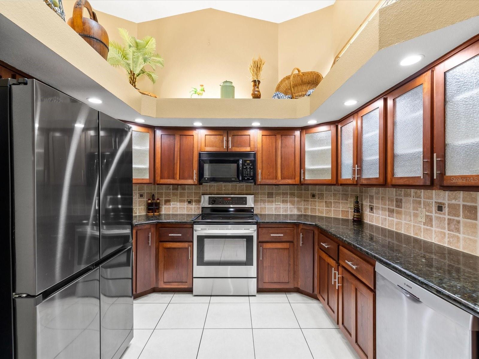 18602 WINDING OAKS BLVD, HUDSON, FL, 34667