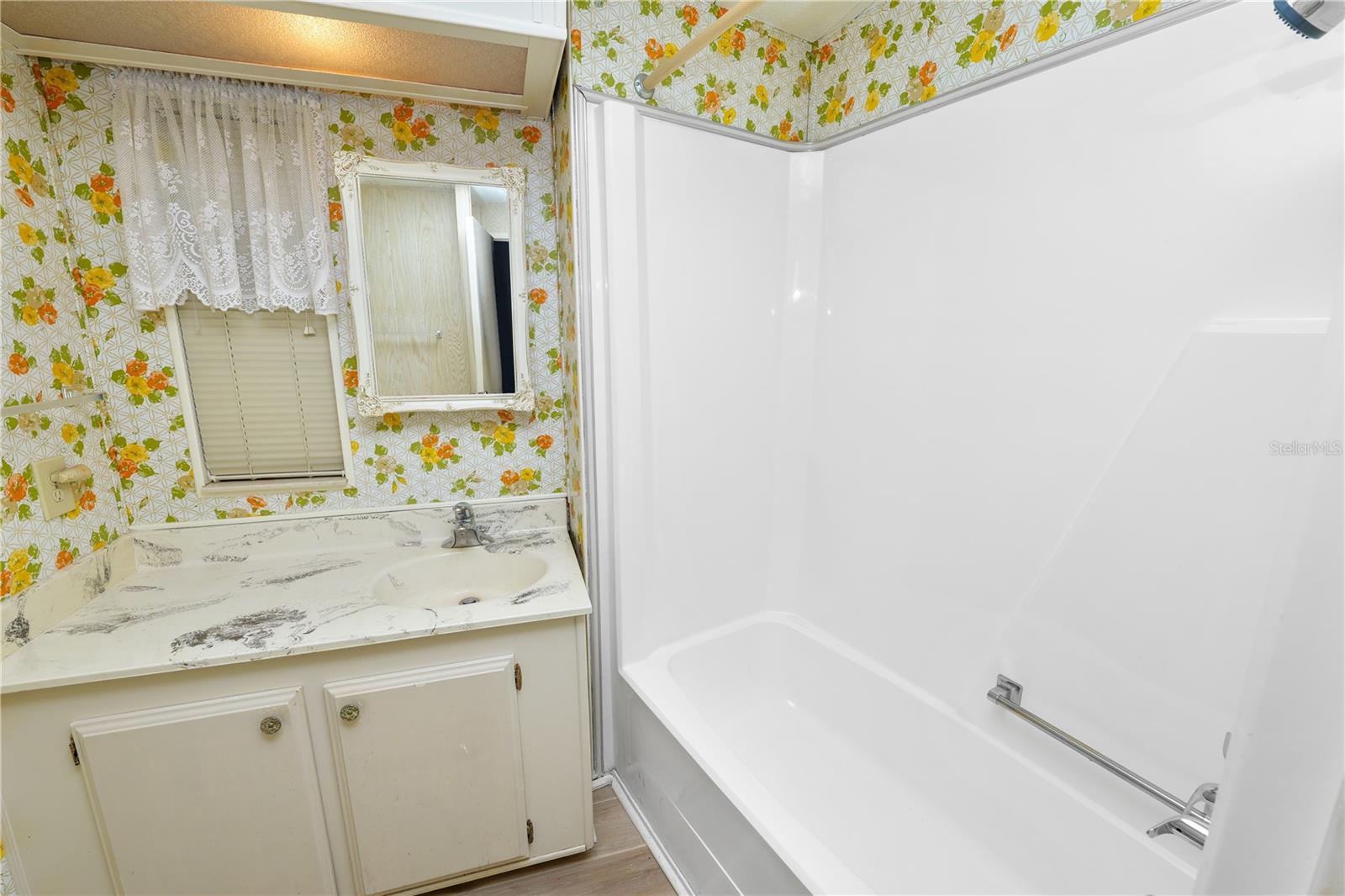 1610 REYNOLDS RD #4, LAKELAND, FL, 33801
