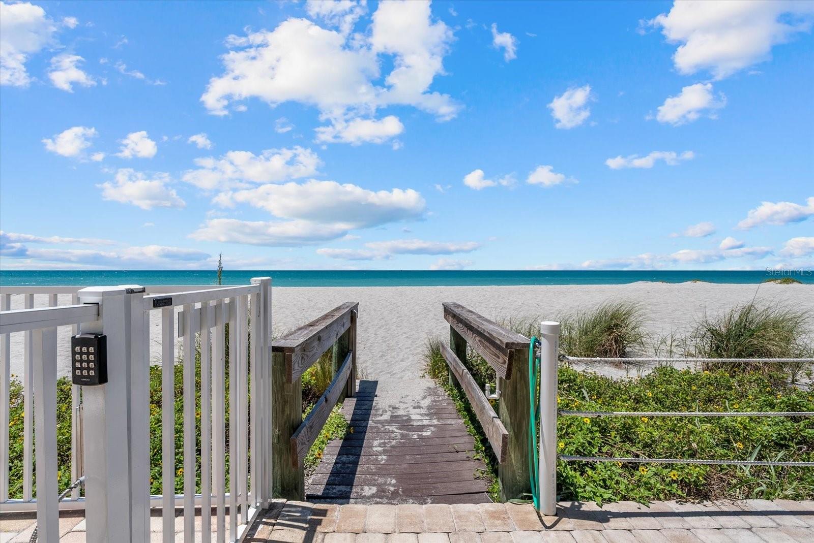 627 ALHAMBRA RD #801, VENICE, FL, 34285