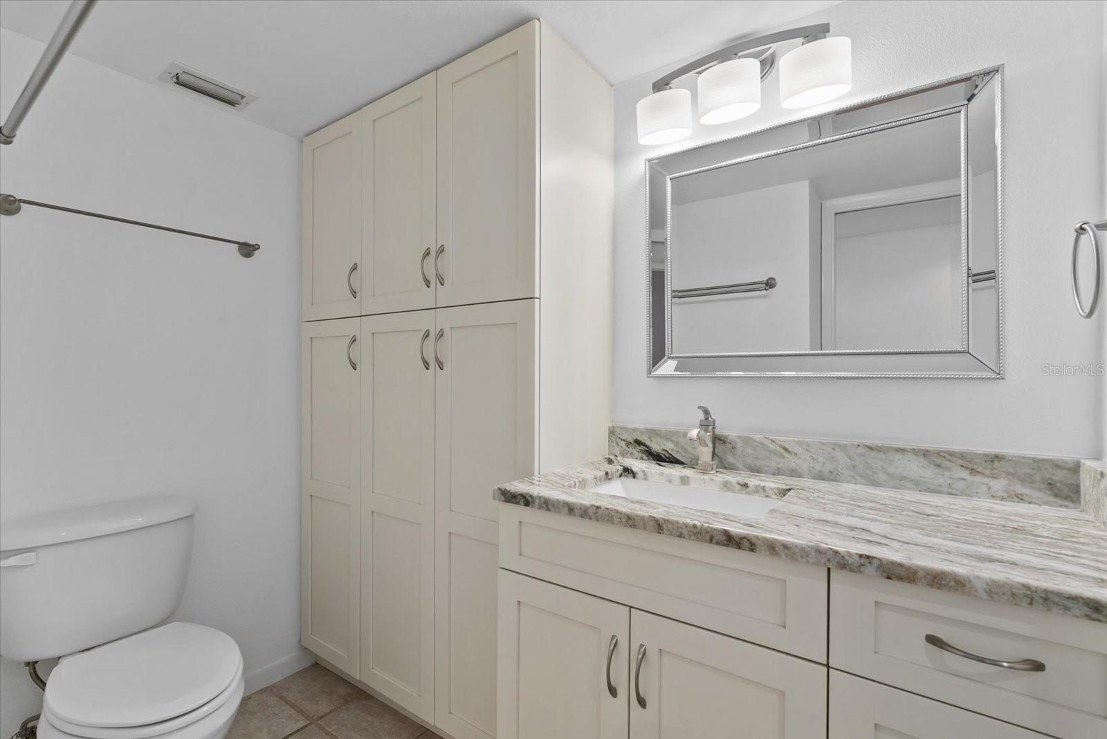 627 ALHAMBRA RD #801, VENICE, FL, 34285