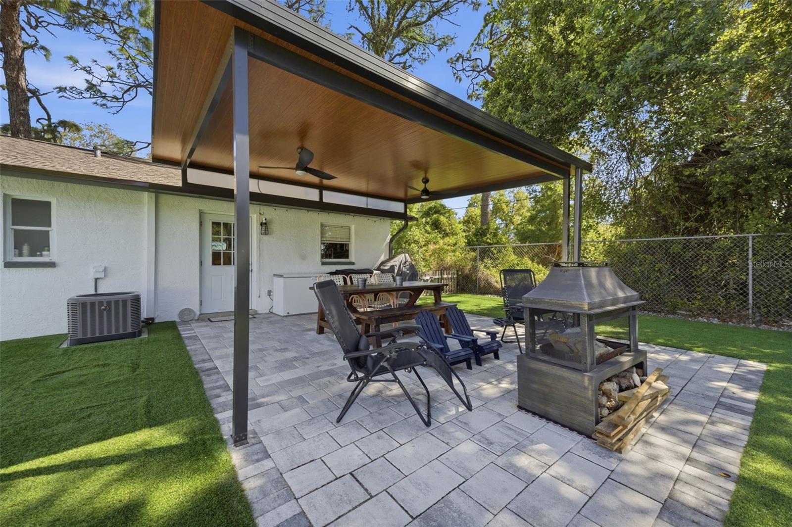 720 LOCUST ST, TARPON SPRINGS, FL, 34689