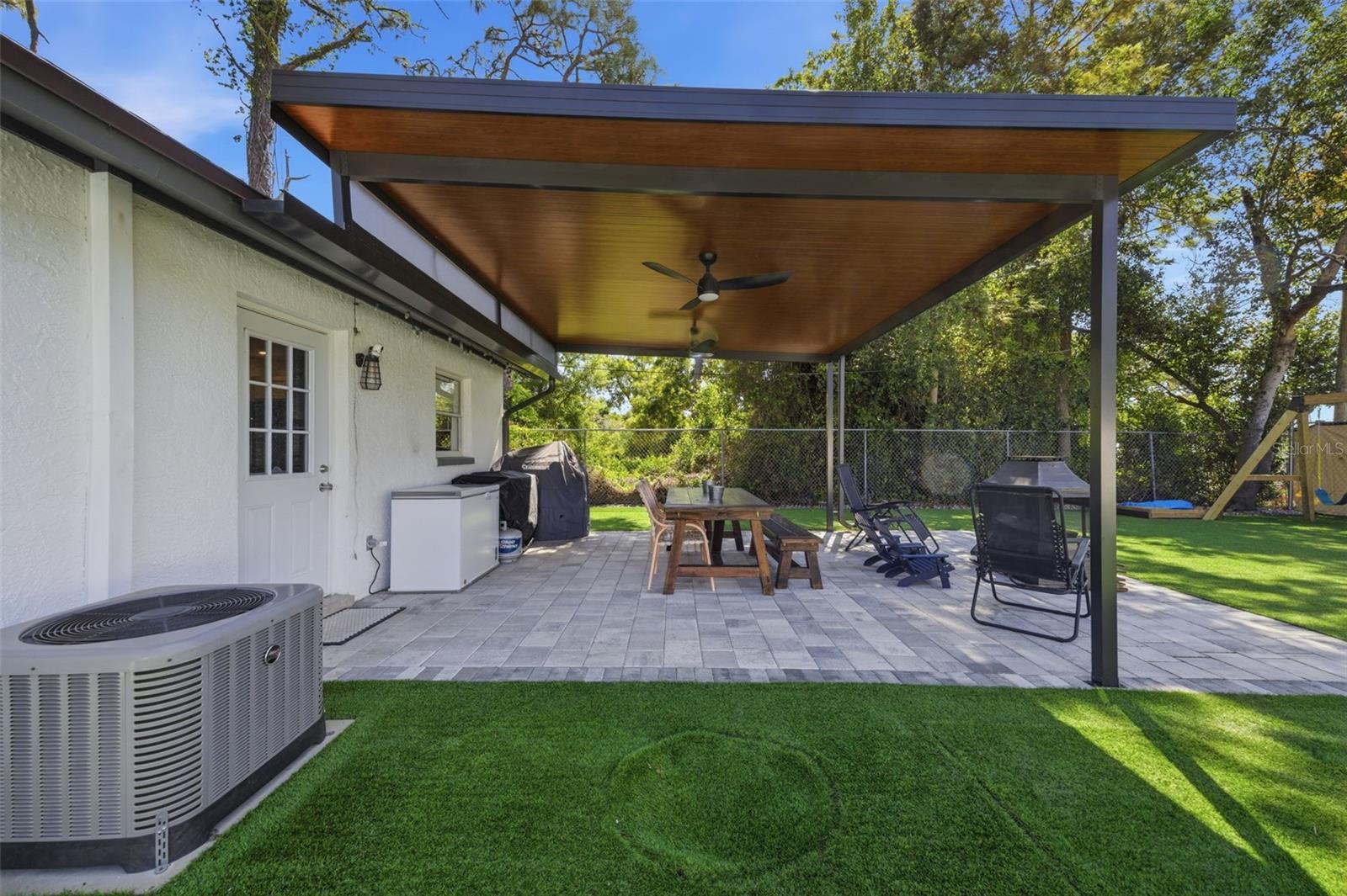 720 LOCUST ST, TARPON SPRINGS, FL, 34689