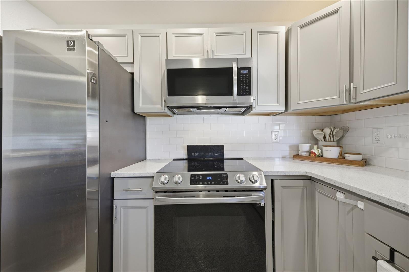 720 LOCUST ST, TARPON SPRINGS, FL, 34689