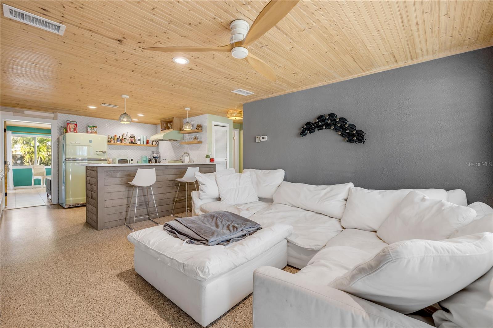 308 NORMANDY AVE, NEW SMYRNA BEACH, FL, 32169