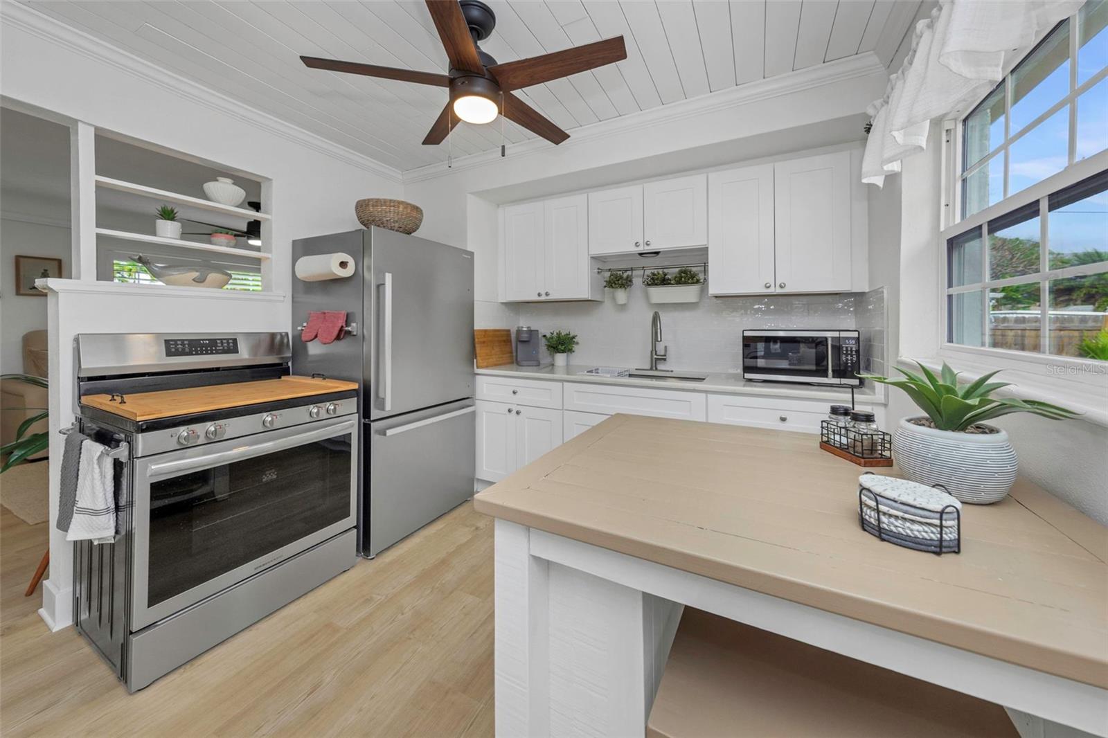 550 80TH AVE, ST PETE BEACH, FL, 33706