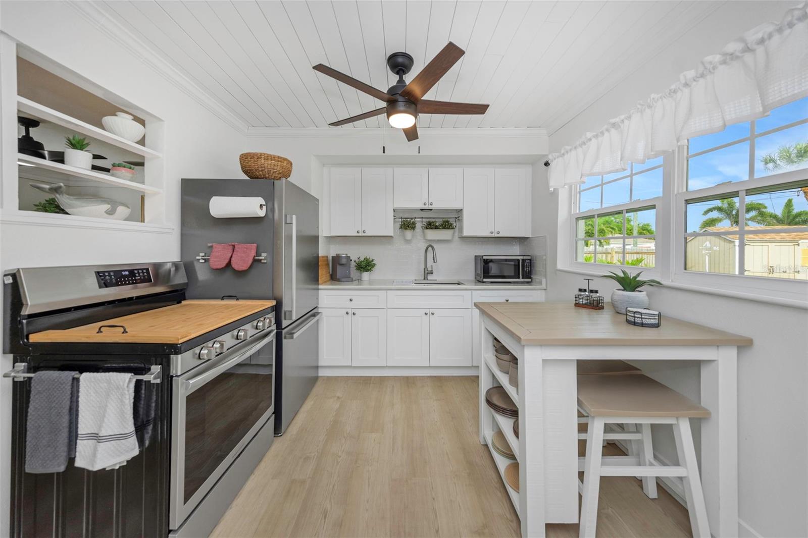 550 80TH AVE, ST PETE BEACH, FL, 33706