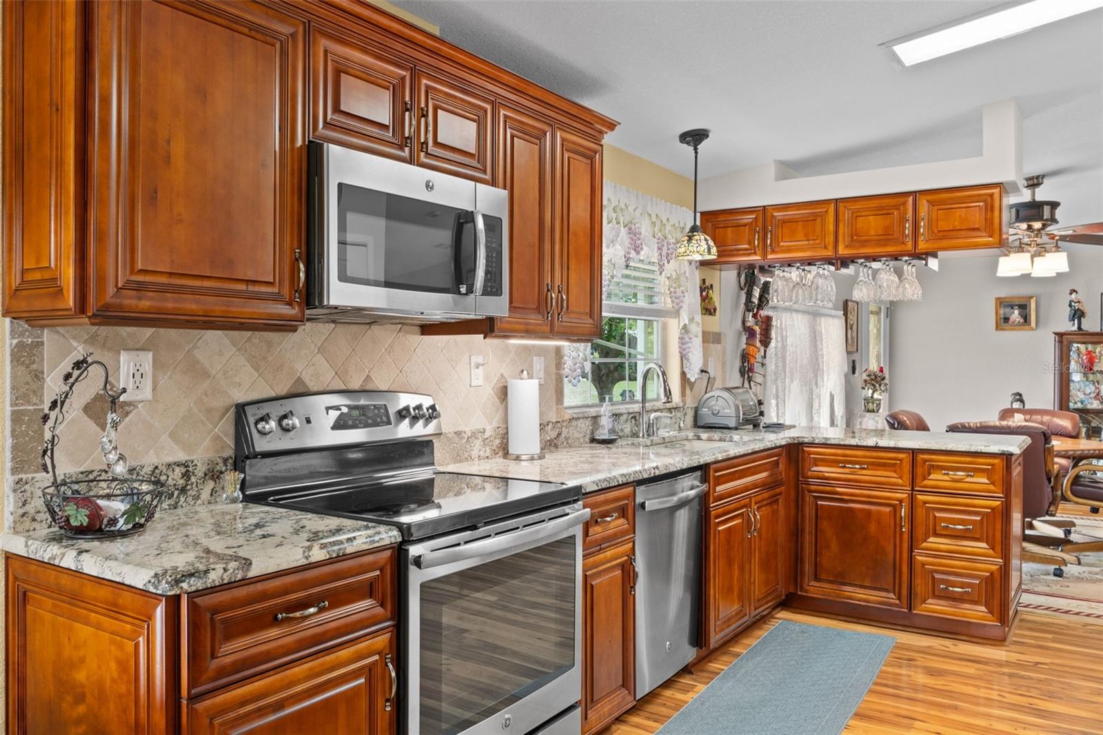 7340 DEVINE AVE, BROOKSVILLE, FL, 34613