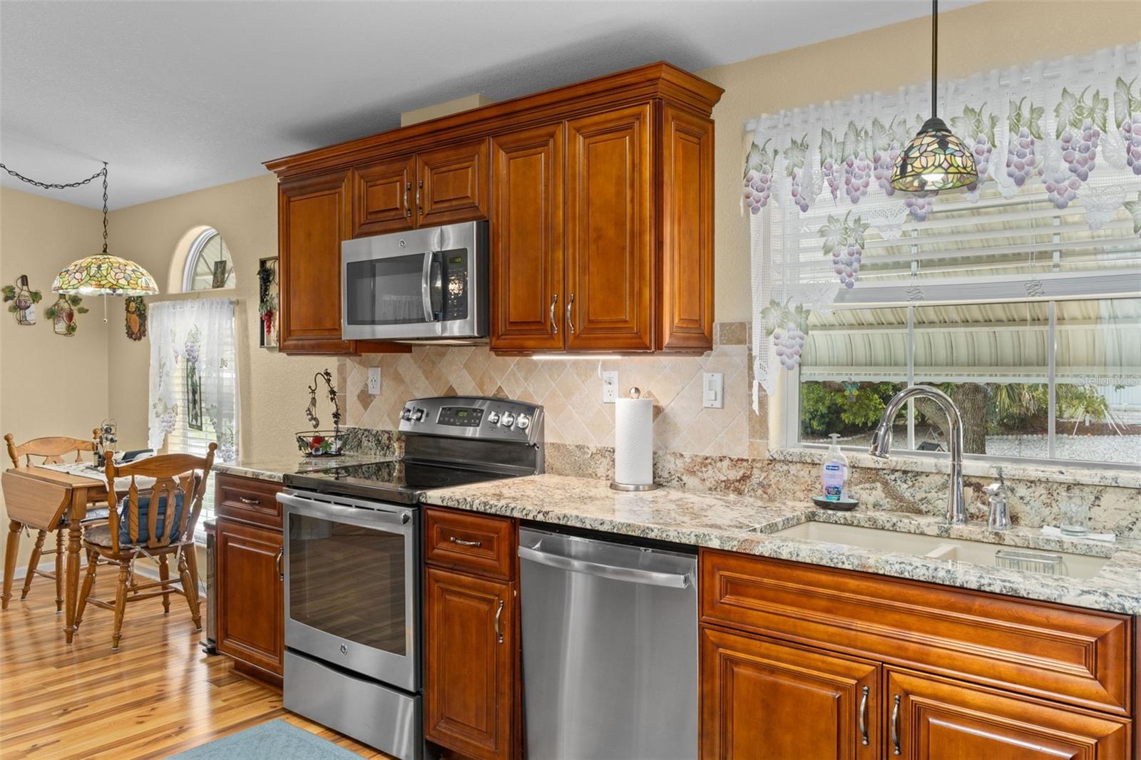 7340 DEVINE AVE, BROOKSVILLE, FL, 34613