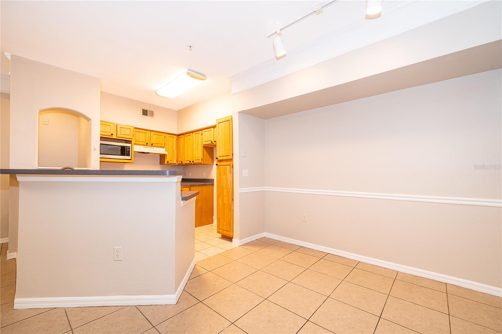 6663 QUEENS BOROUGH AVE #208, ORLANDO, FL, 32835