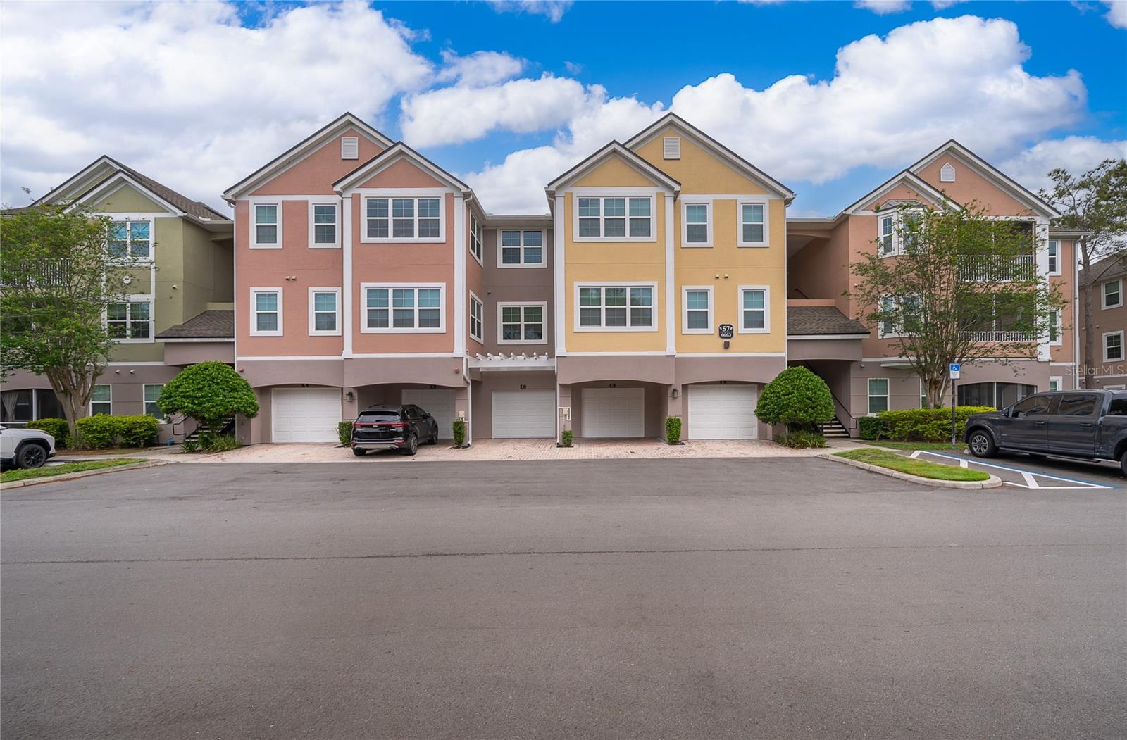 6663 QUEENS BOROUGH AVE #208, ORLANDO, FL, 32835