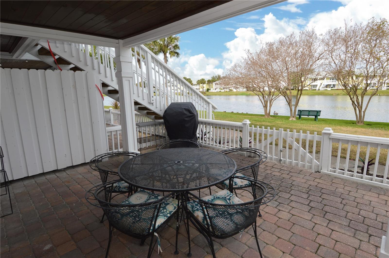 213 SEAHORSE DR SE #B, ST PETERSBURG, FL, 33705
