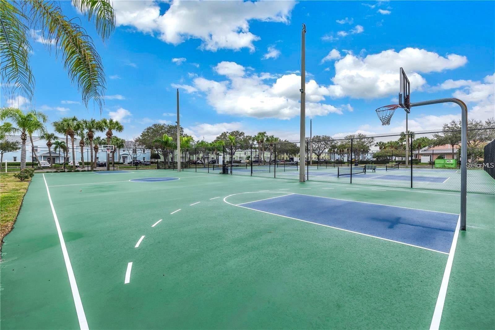 213 SEAHORSE DR SE #B, ST PETERSBURG, FL, 33705