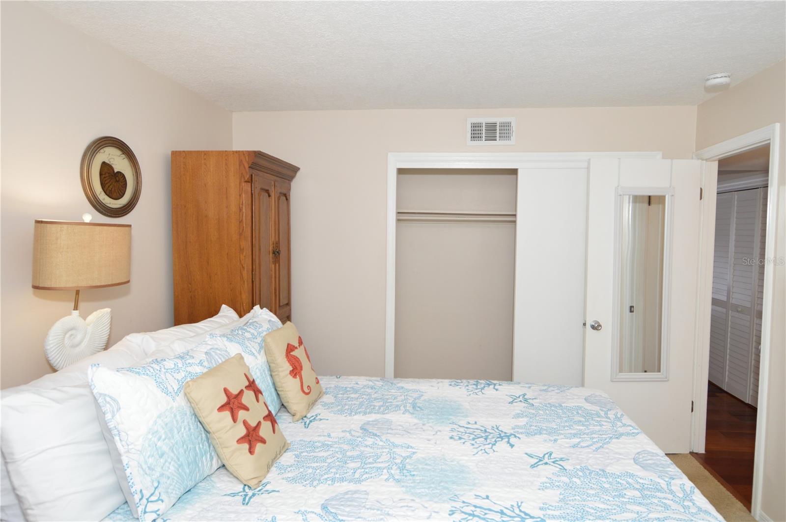 213 SEAHORSE DR SE #B, ST PETERSBURG, FL, 33705
