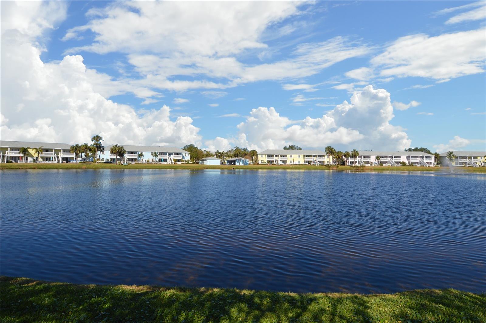 213 SEAHORSE DR SE #B, ST PETERSBURG, FL, 33705