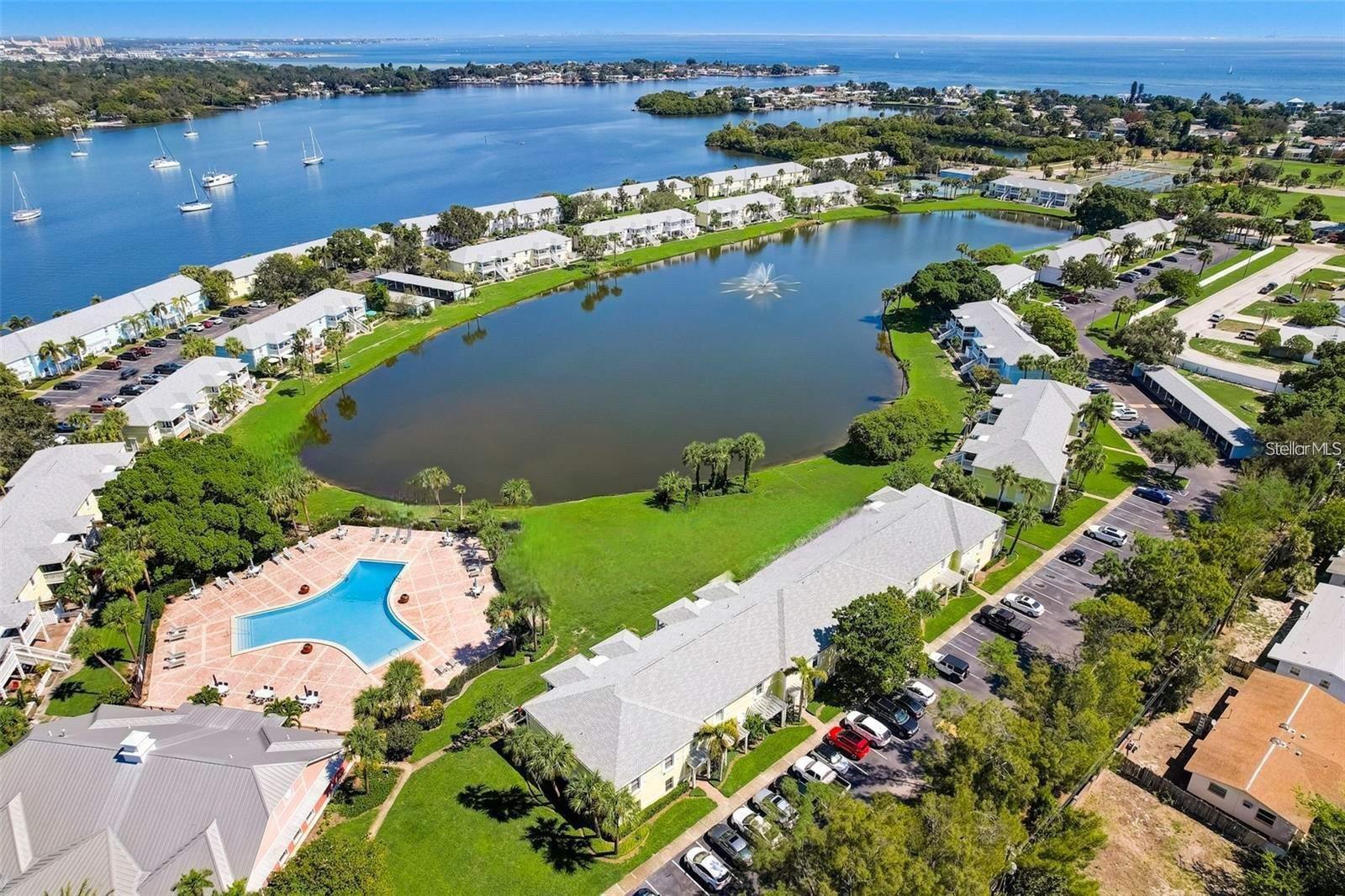 213 SEAHORSE DR SE #B, ST PETERSBURG, FL, 33705