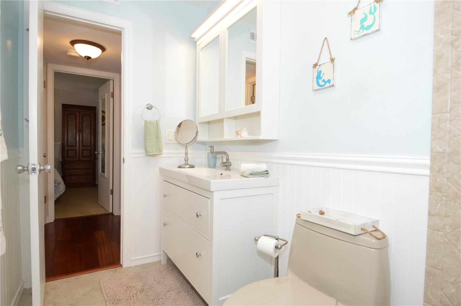 213 SEAHORSE DR SE #B, ST PETERSBURG, FL, 33705