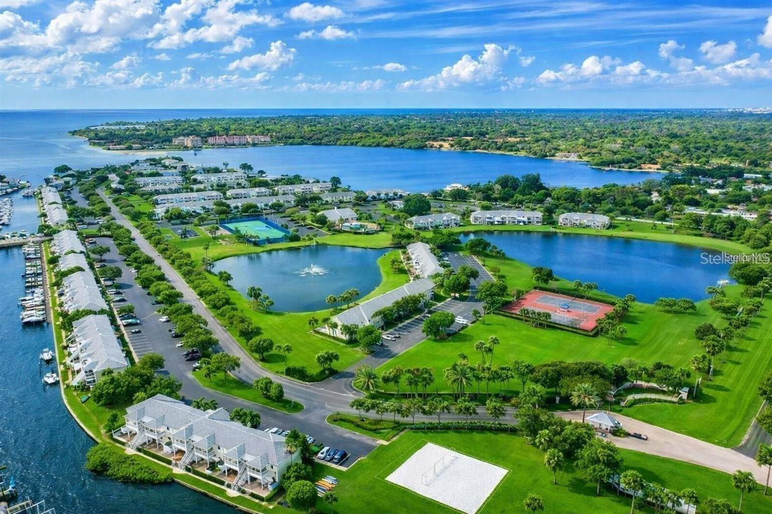 213 SEAHORSE DR SE #B, ST PETERSBURG, FL, 33705