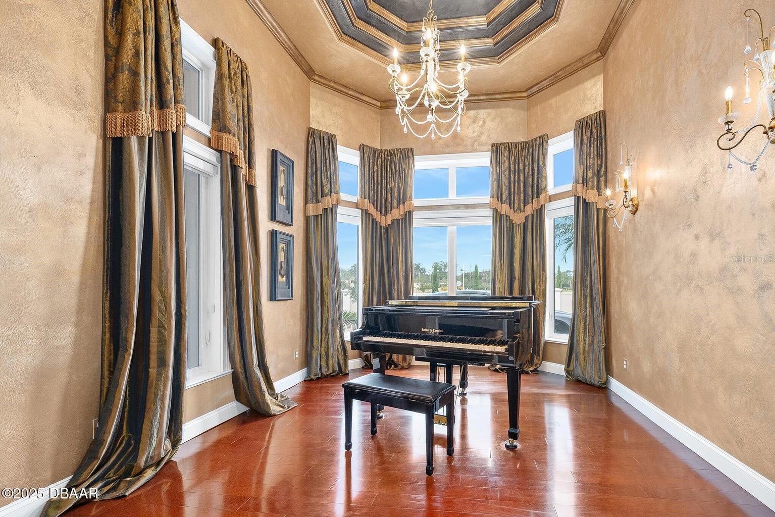 602 TOMOKA AVE, ORMOND BEACH, FL, 32174